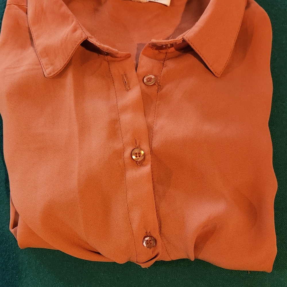 Women's dress shirt